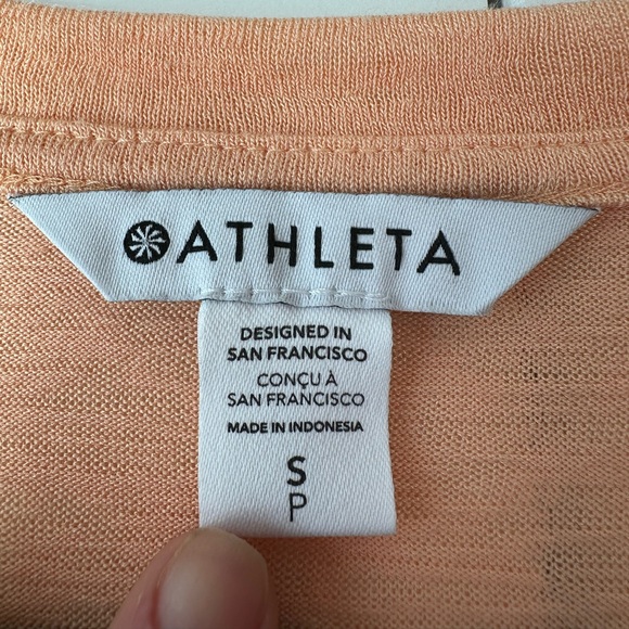 Athleta Women’s Breezy Scoop V Tee Orange (Size S) - Picture 4 of 8